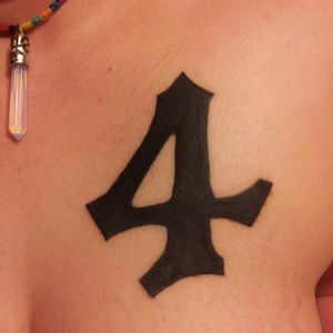 Meet your Posher, Nadine